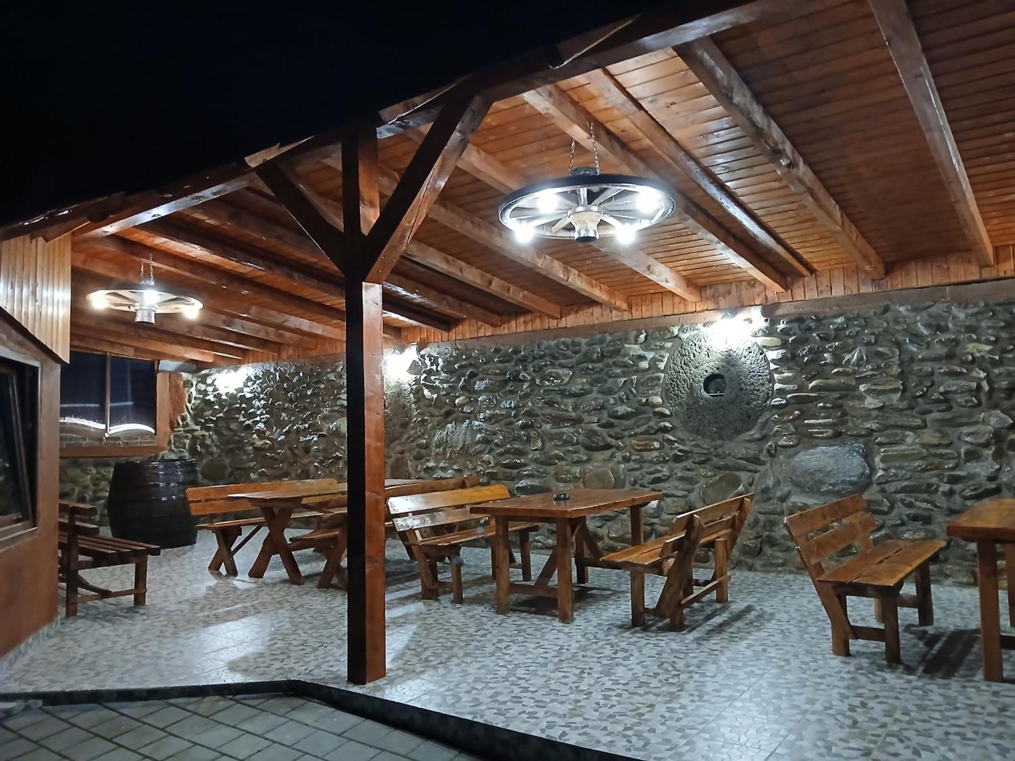 Pensiunea Dates Cîrţişoara Dış mekan fotoğraf